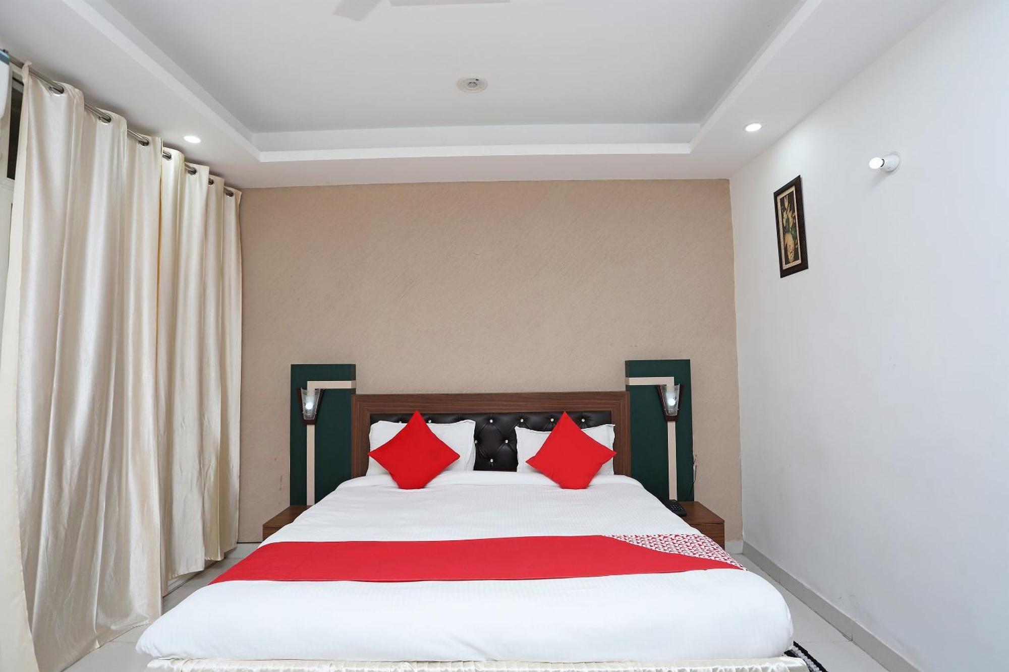 Super Capital O Levanti Near Aravali Biodiversity Park Ґурґаон Екстер'єр фото